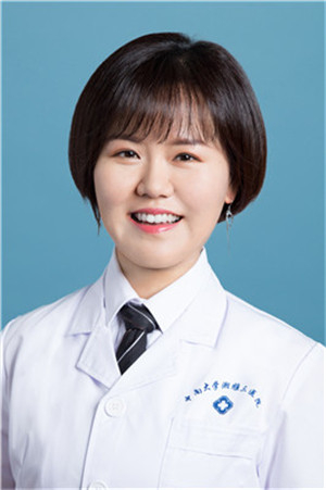 张婷