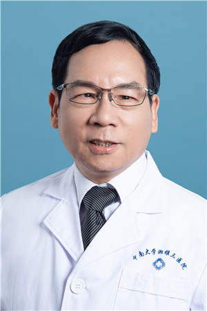 董克礼