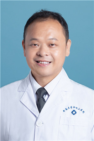 彭向东