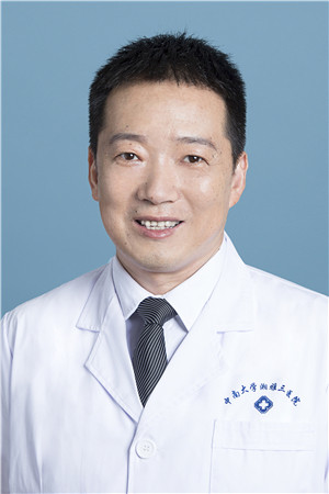 袁毅