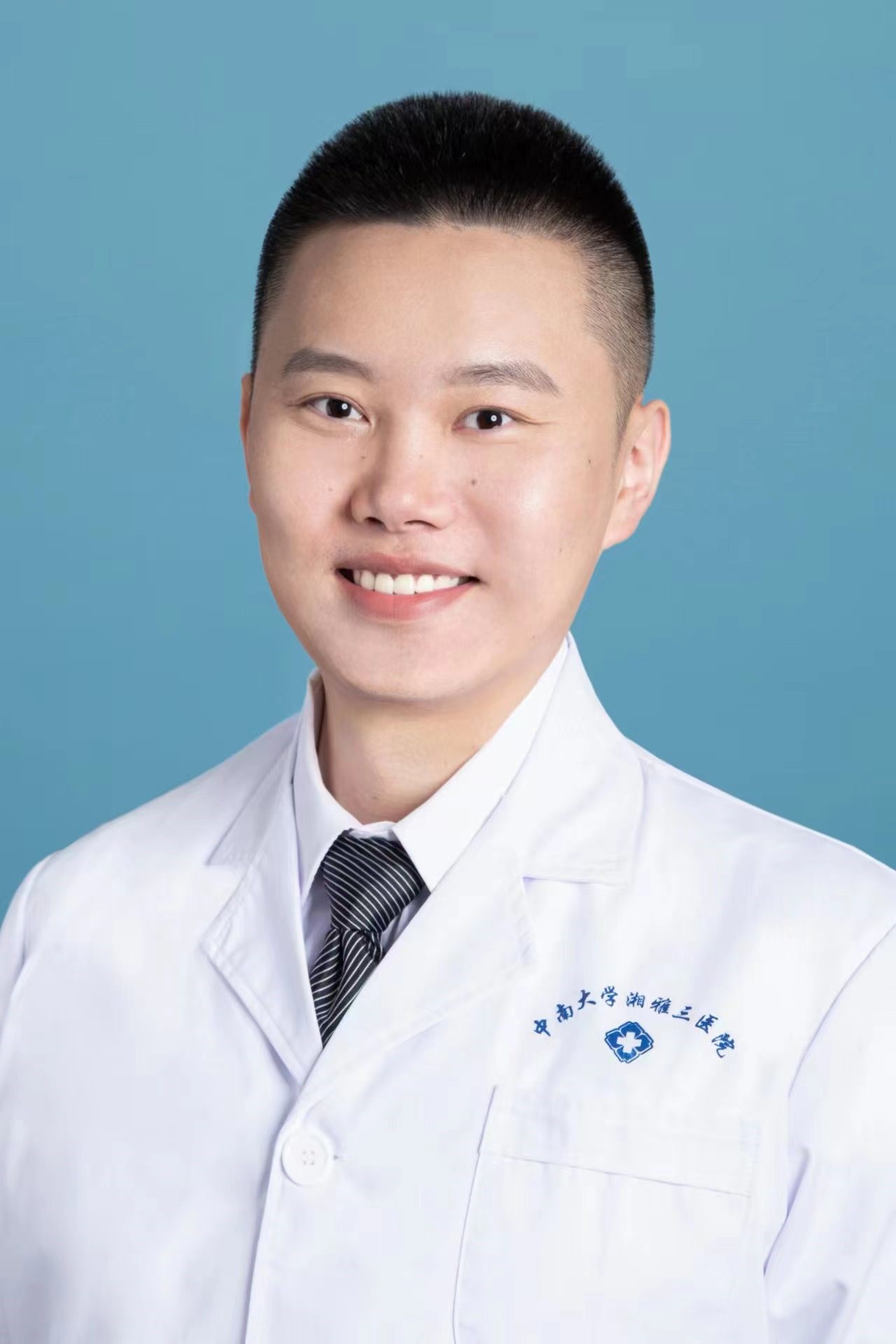 于科楠
