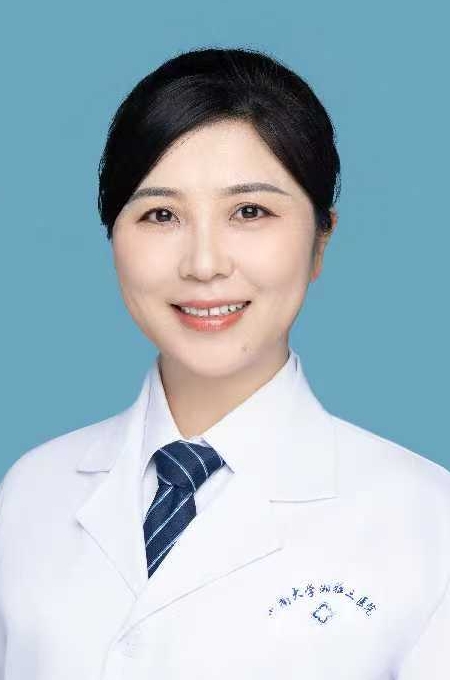 彭婀娜